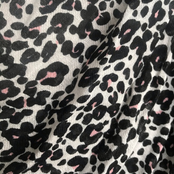 Scarf - Picture 2 of 2